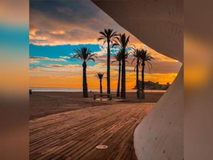 Apartamento Frente Al Mar Benidorm Eksteriør billede